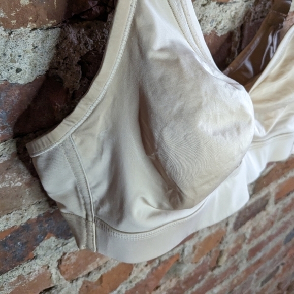 Cacique 40C Light Nude Unlined Bra - Picture 2 of 5